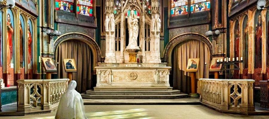 A nun in silent prayer