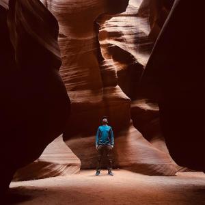 Alone in a pit 